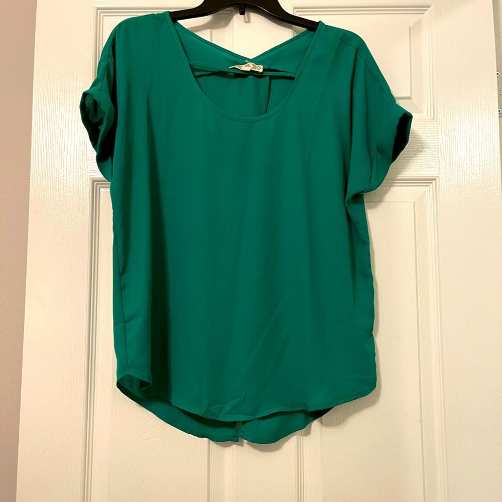 Green large top